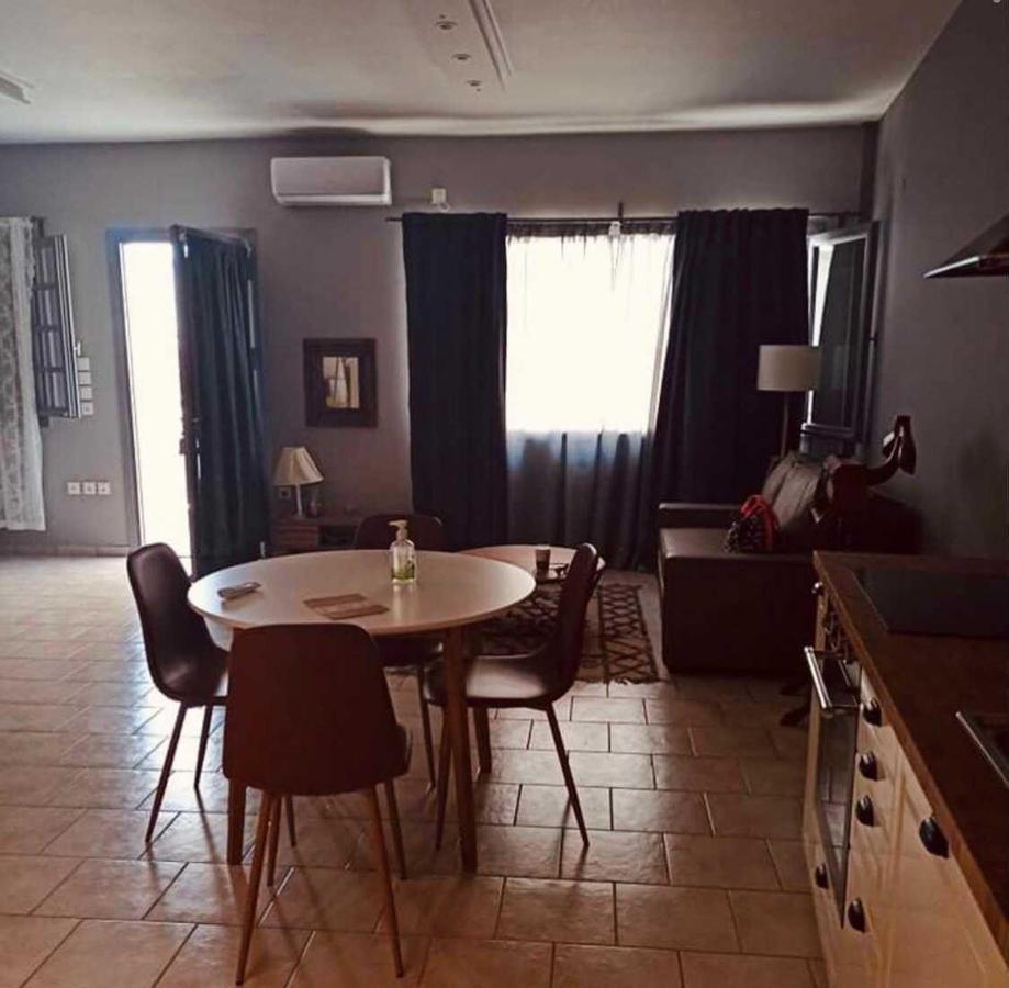 Ambrosia Apartment Tinos ภายนอก รูปภาพ